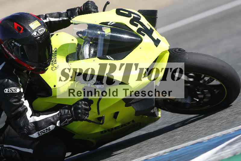 /Archiv-2024/02 29.01.-02.02.2024 Moto Center Thun Jerez/Gruppe gruen-green/229